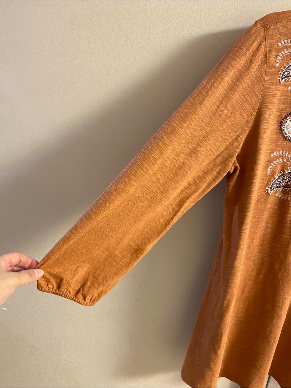 J. Jill Light Brown Embroidered V-Neck Tunic Top Medium - Picture 5 of 7